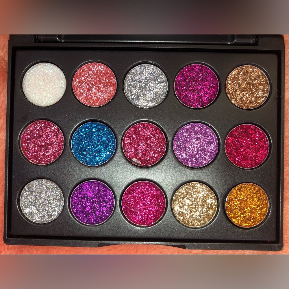 CmaaDU 15 Colour Glitter Eye Shadow Palette